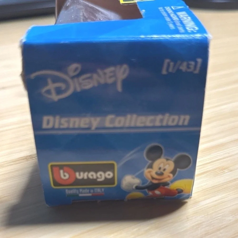 Bburago Disney Collection Mickey Mouse‎ Red Convertible Die Cast Car 1/43 Italy